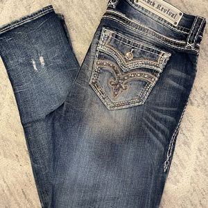 Rock revival, dark wash, rhinestone pockets,